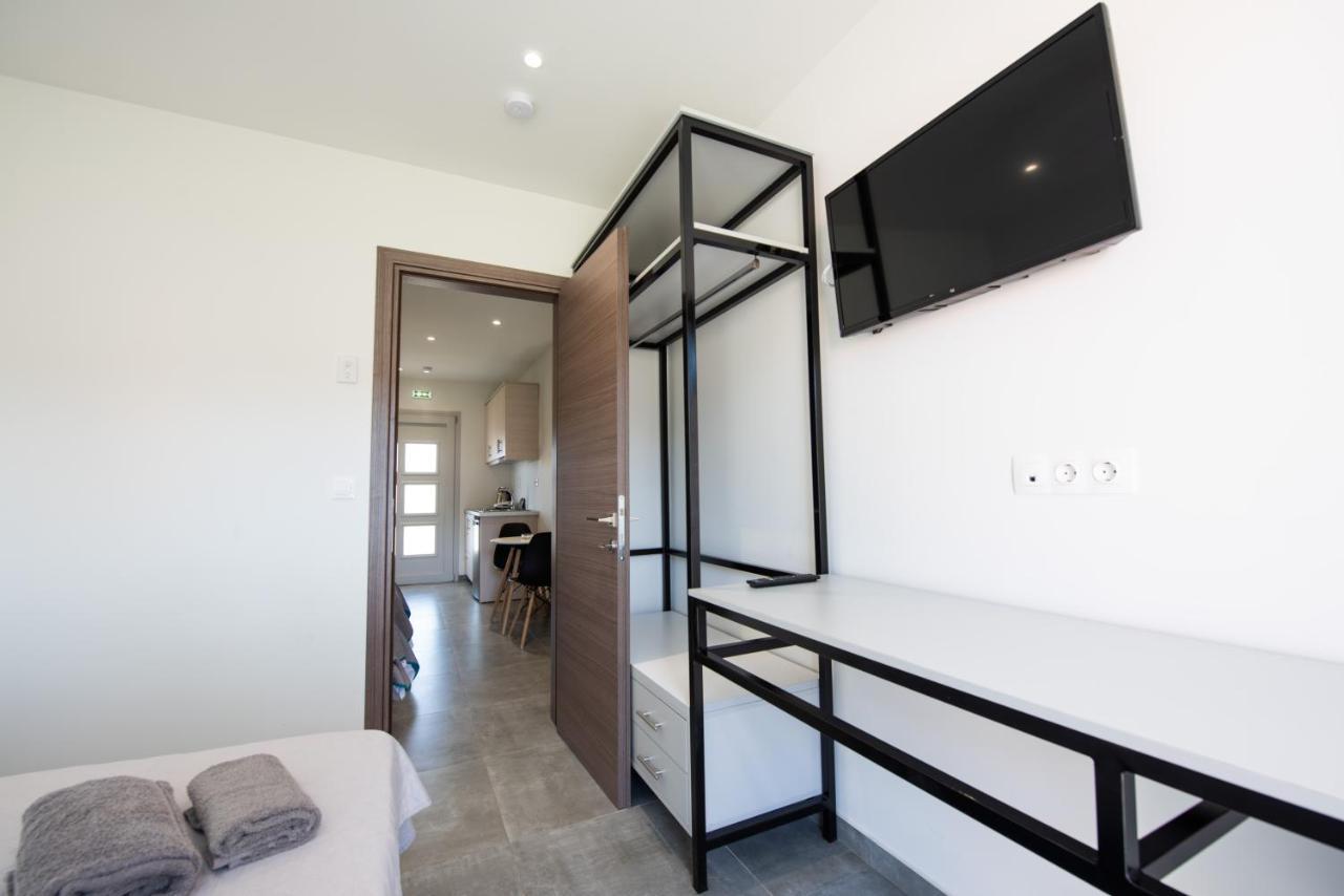 Anemona Beach Apartments ซีดารี ภายนอก รูปภาพ